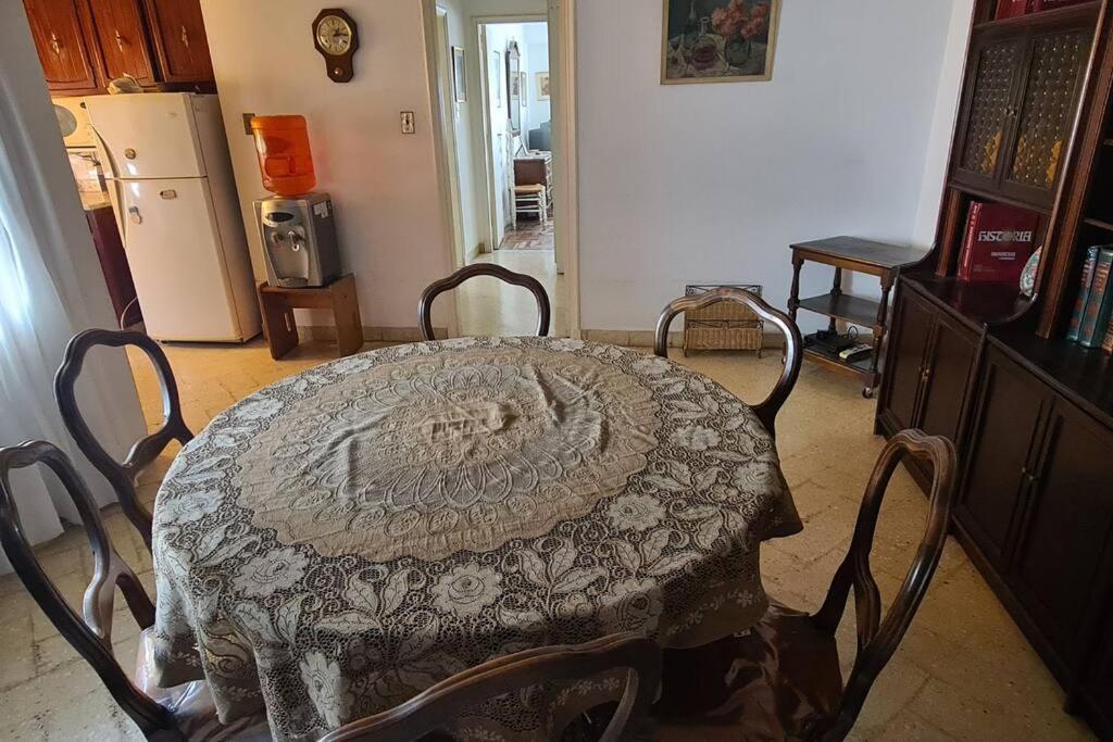 Casa 5 Personas. Calle Principal Apartamento Cañuelas