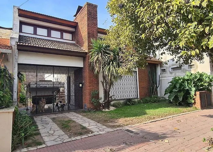 Casa 5 Personas. Calle Principal Canuelas